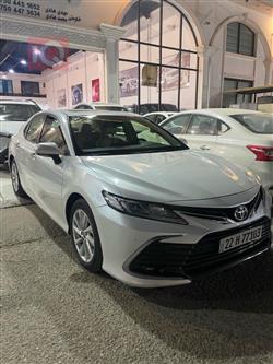 تۆیۆتا کامری